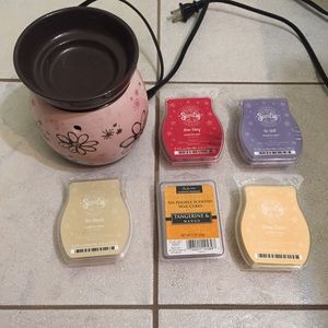 DoodleBud Scentsy Warmer and Scents